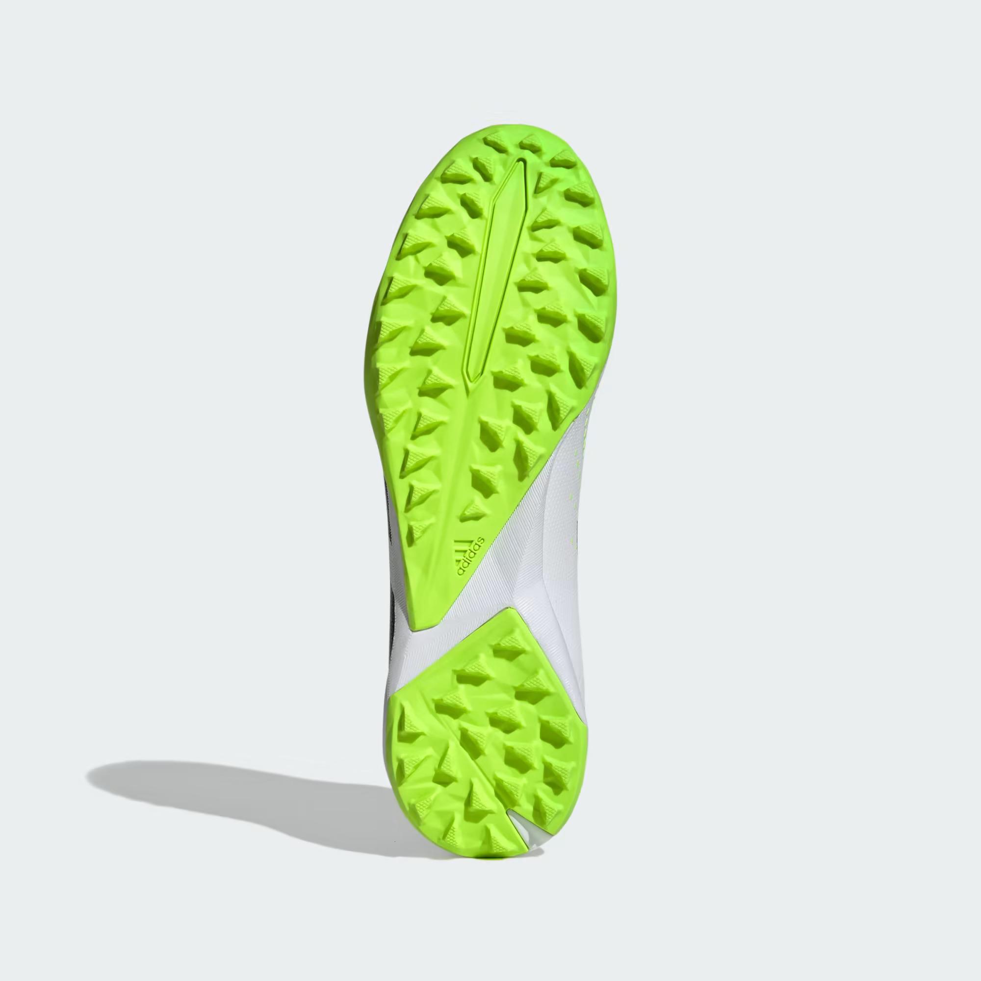 Scarpe_da_calcio_Predator_Accuracy.3_Turf_Bianco_GZ0004_03_standard